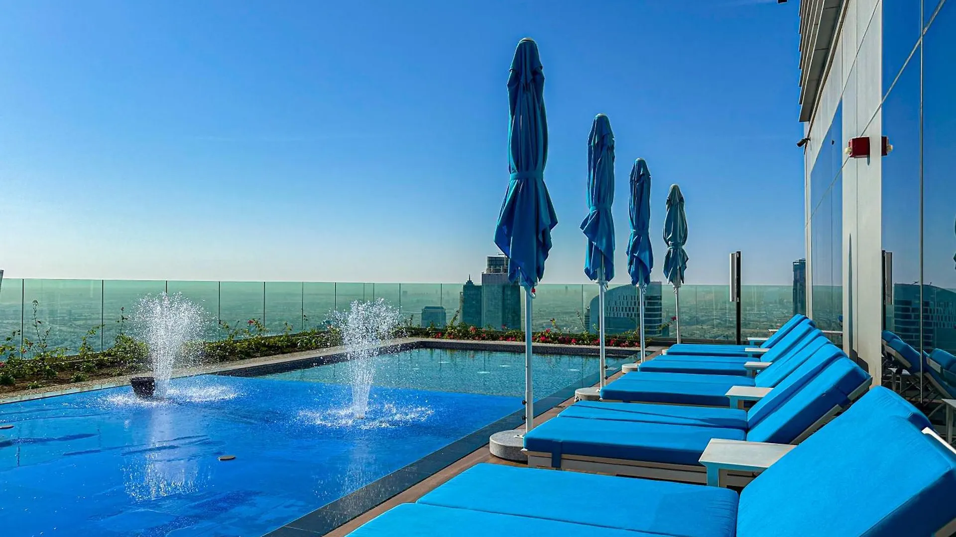 Pool In The Clouds With Burj Khalifa View, 2Br Apartment In Paramount Hotel Midtown Dubai