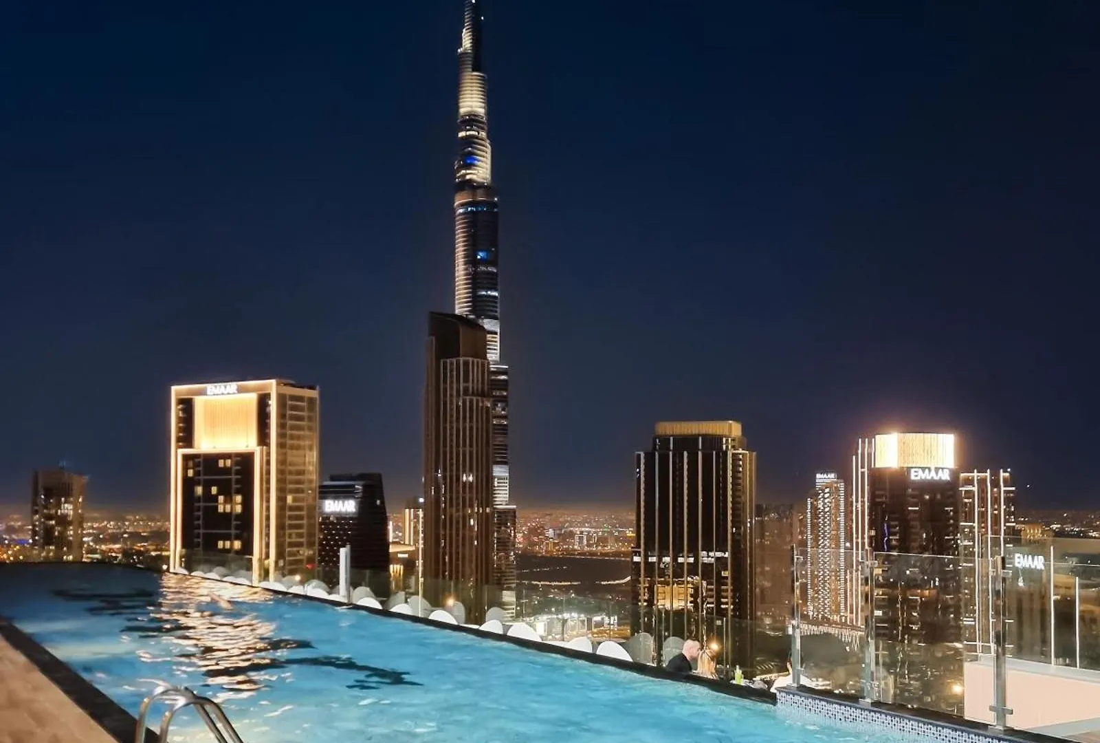 Pool In The Clouds With Burj Khalifa View, 2Br Apartment In Paramount Hotel Midtown Dubai